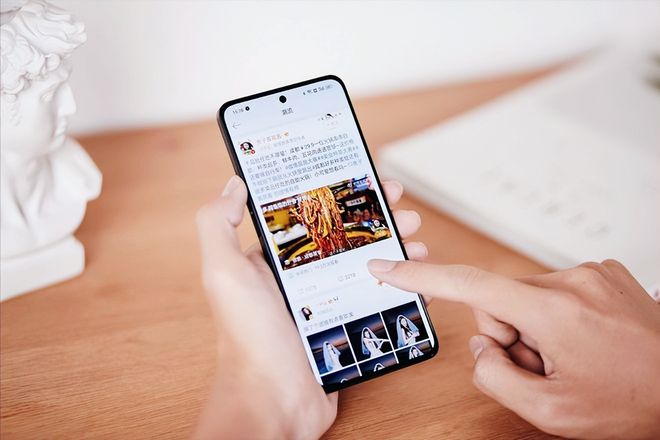 锤6大配色+磁吸生态双层OLED屏更耐用开元棋牌网站华为Mate80三大升级实(图5) 锤6大配色+磁吸生态双层OLED屏更耐用开元棋牌网站华为Mate80三大升级实(图5)