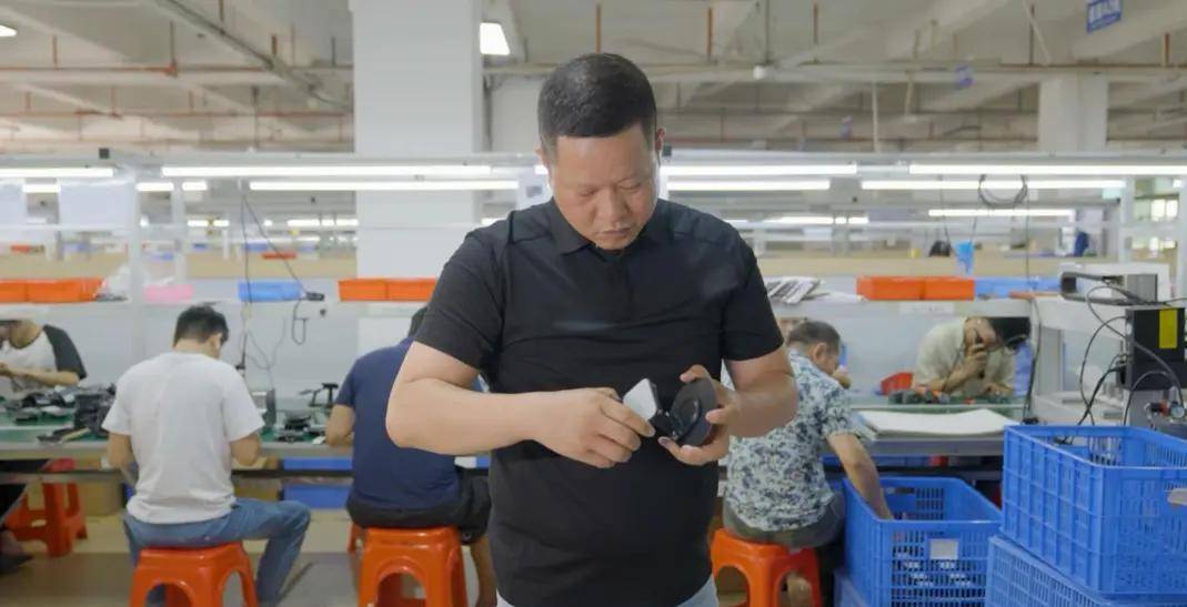 品年销过亿反内卷成行业第一开元棋牌小伙逆袭！做小产(图4)